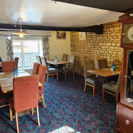 Hotel The Blue Cow South Witham Esterno foto